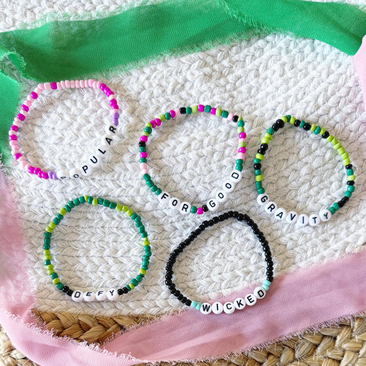 Wicked Friendship Bracelets - Party Favors - Wicked Party - Favors - Pink and Green - Elphaba - Glinda - Wicked Birthday - Bracelets - Witch